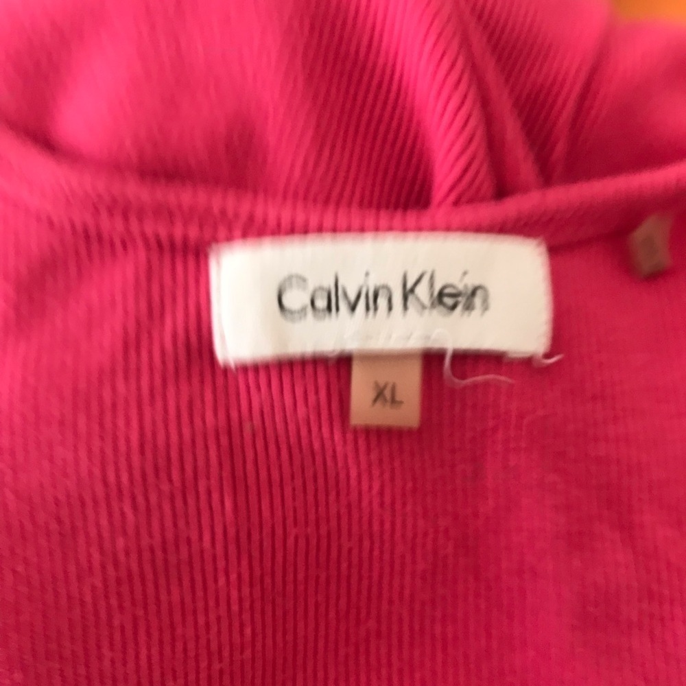 Pink Tank - Picture 4 of 4